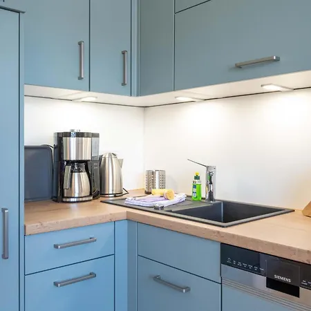 Altes Kapitaenshaus - Strandversteck アパート *