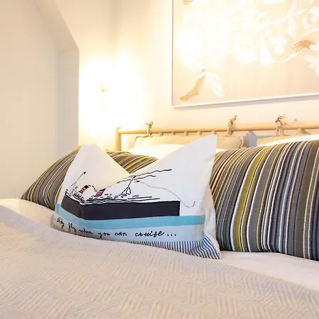 Altes Kapitaenshaus - Strandversteck アパート